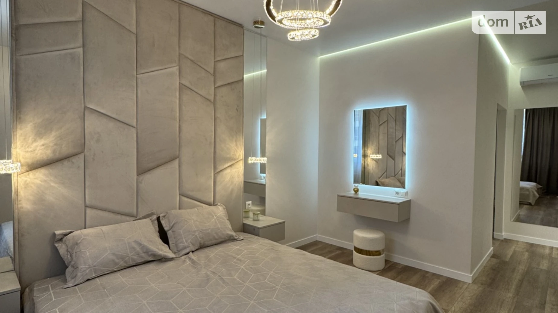 Продається 1-кімнатна квартира 65 кв. м у Одесі, вул. Генуезька, 3Г - фото 2