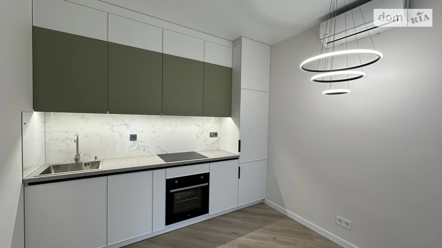 Продается 1-комнатная квартира 41.5 кв. м в Одессе, ул. Краснова, 3 корпус 61 - фото 2