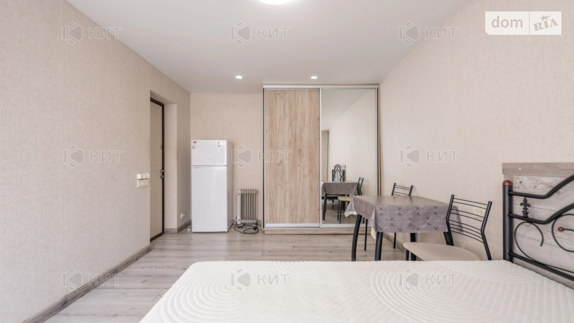 Продается 4-комнатная квартира 136 кв. м в Харькове, ул. Двадцать Третьего Августа, 4 - фото 2