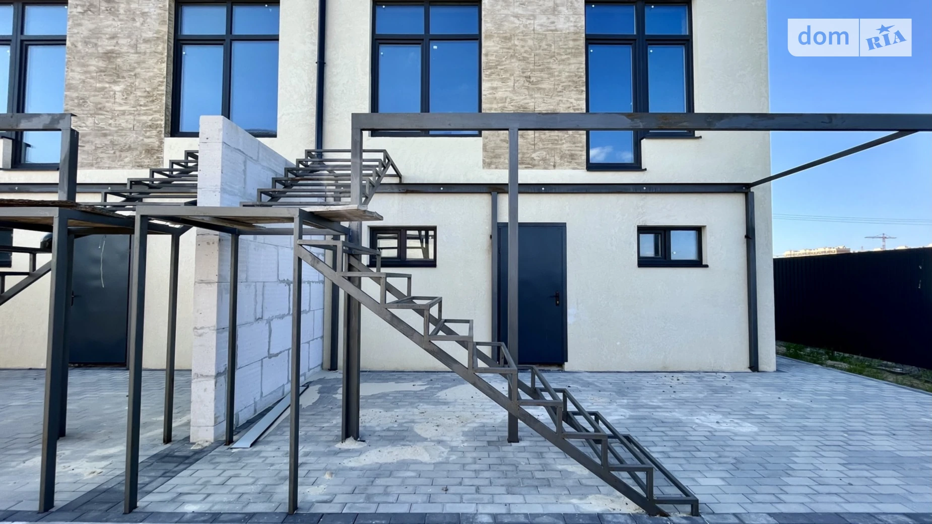 ул. Молодежная, 24 Новоселки (Фастовский), цена: 89000 $ - фото 3