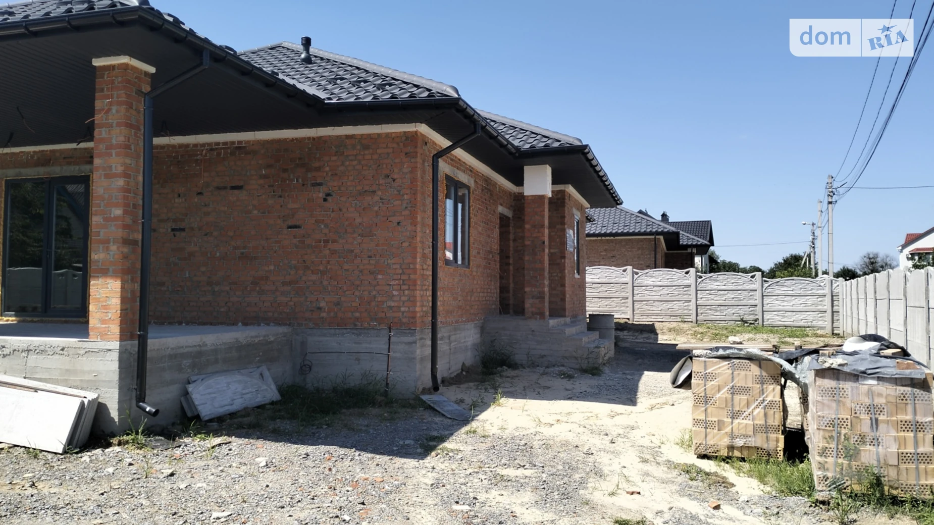 Продается одноэтажный дом 129 кв. м с камином, цена: 82999 $ - фото 4