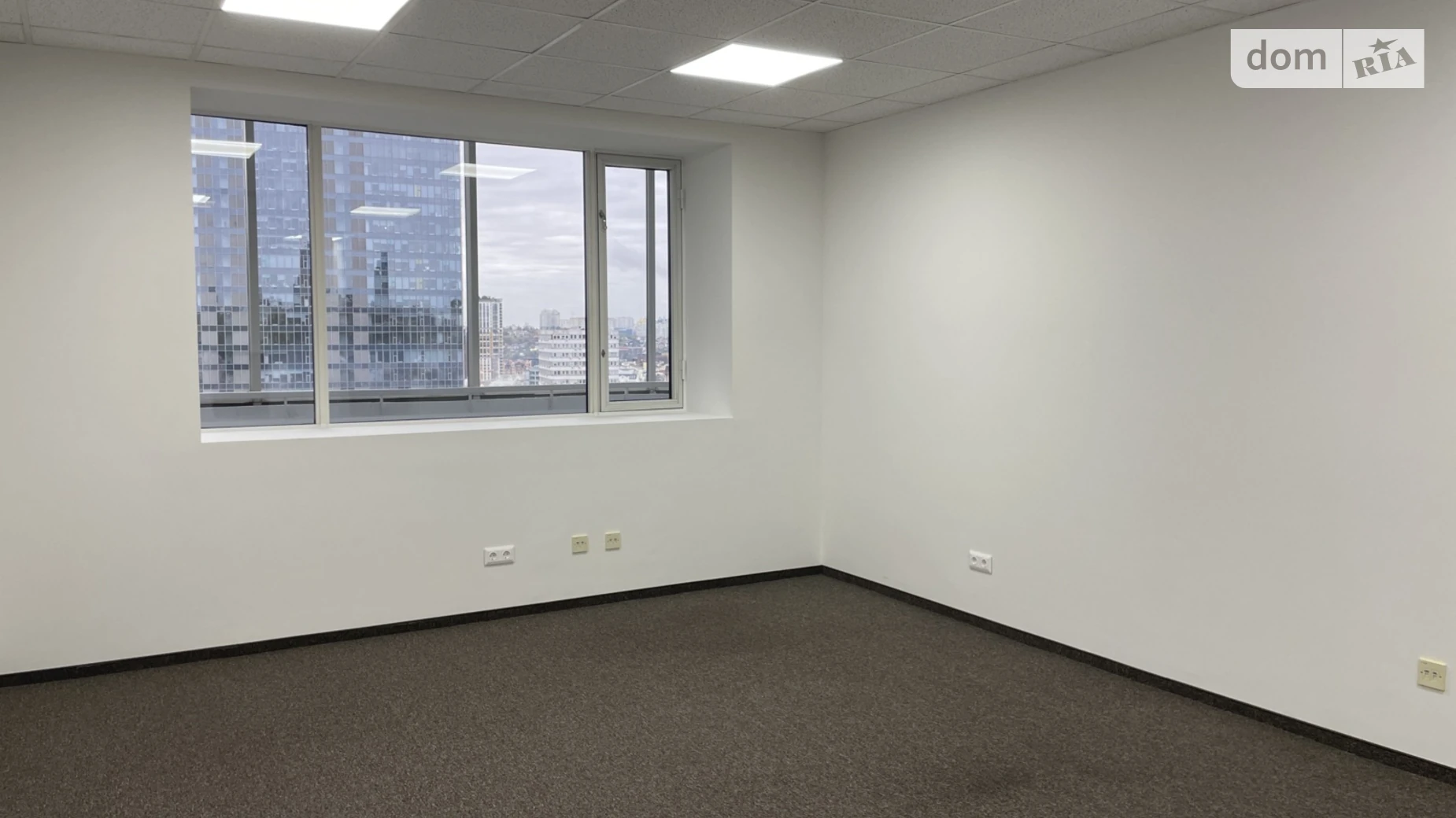 Сдается в аренду офис 234 кв. м в бизнес-центре, цена: 5148 $ - фото 3