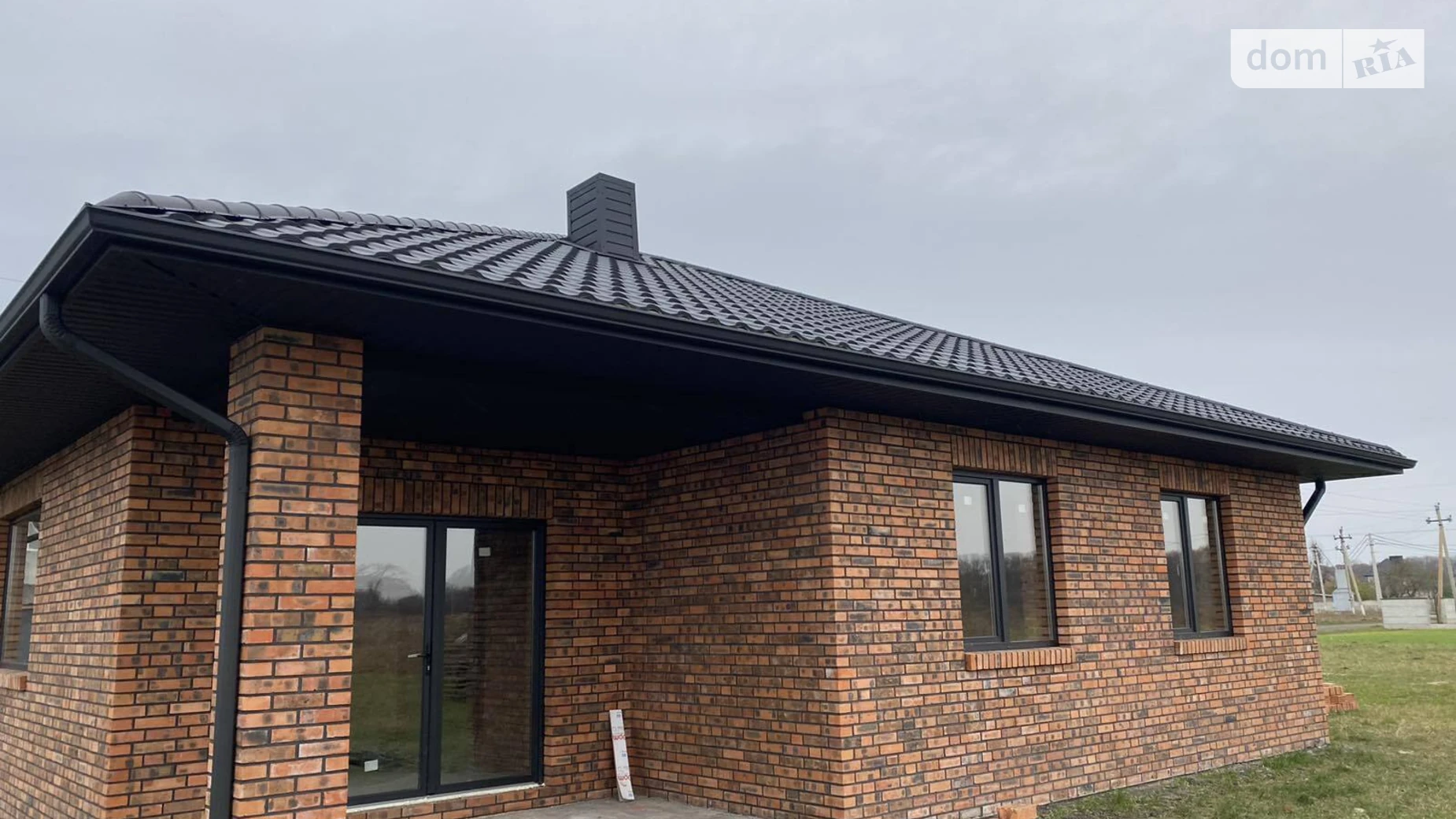 Продается одноэтажный дом 120 кв. м с верандой, цена: 75000 $ - фото 3