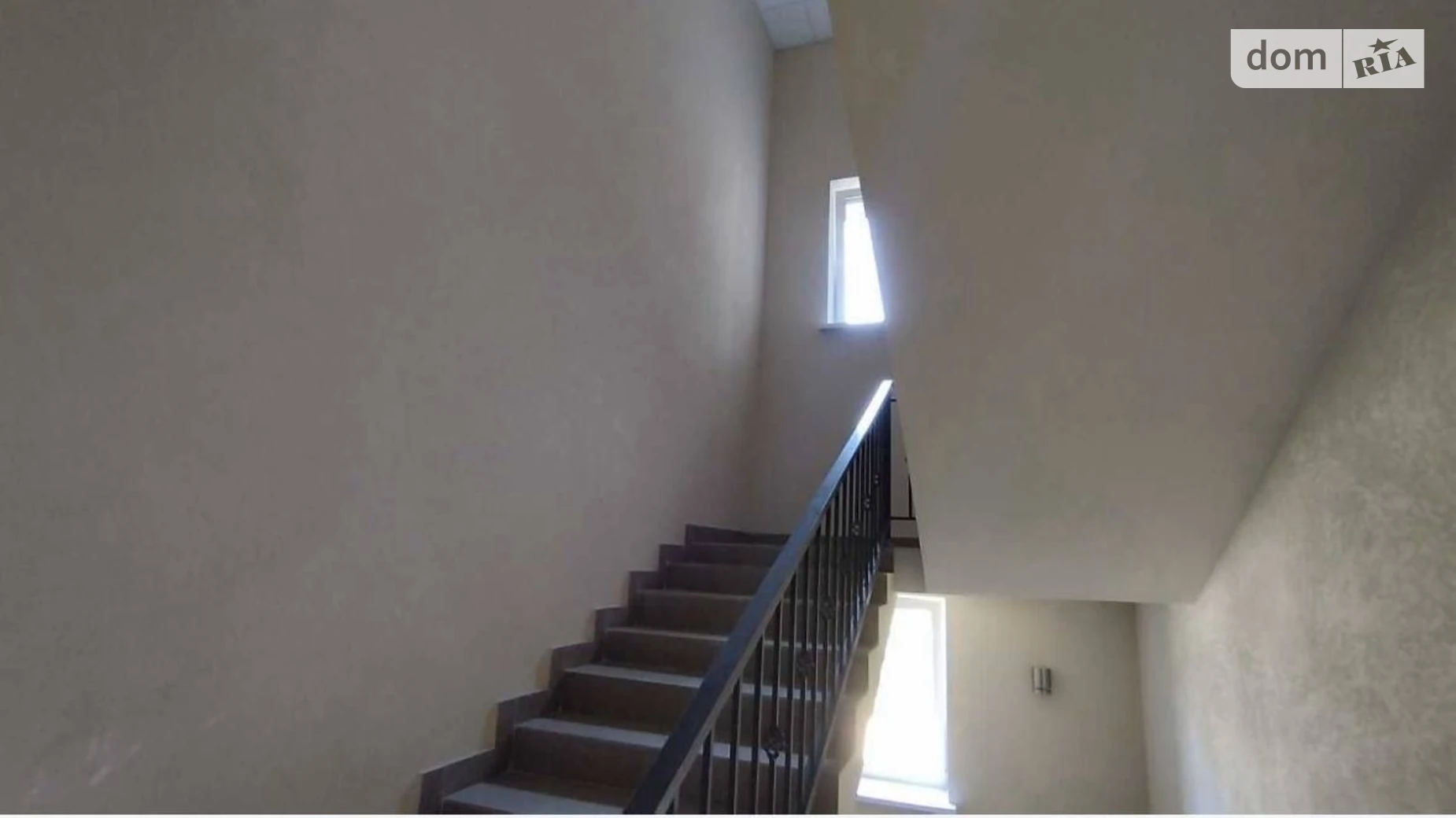 Продається 2-кімнатна квартира 76 кв. м у Одесі, пров. Травневий, 4 - фото 5