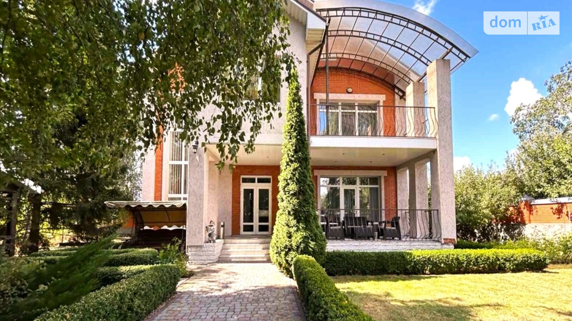 Продается дом на 2 этажа 300 кв. м с участком, цена: 395000 $ - фото 2
