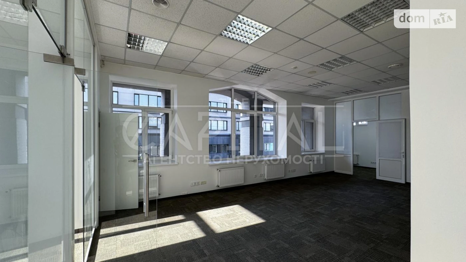 Сдается в аренду офис 446 кв. м в бизнес-центре, цена: 7890 $ - фото 5