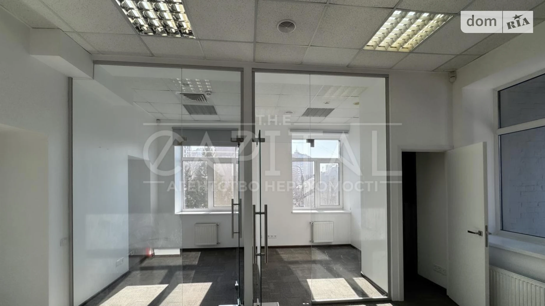 Сдается в аренду офис 446 кв. м в бизнес-центре, цена: 7890 $ - фото 3