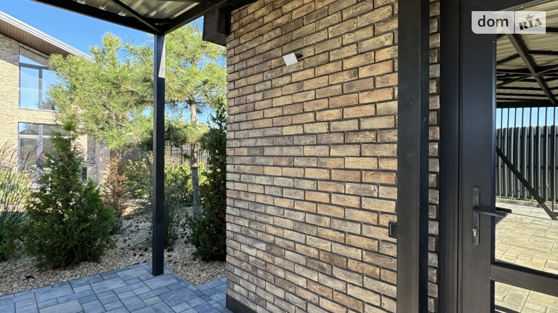 Продается дом на 2 этажа 170 кв. м с мансардой, цена: 430000 $ - фото 2