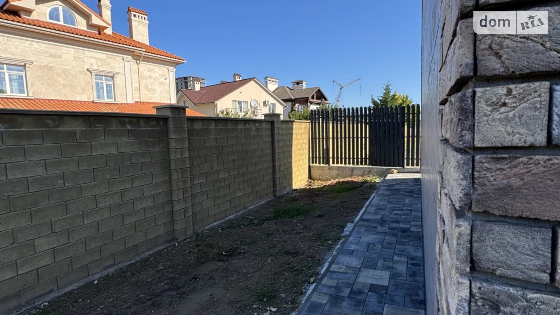 Продается дом на 2 этажа 170 кв. м с мансардой, цена: 430000 $ - фото 4