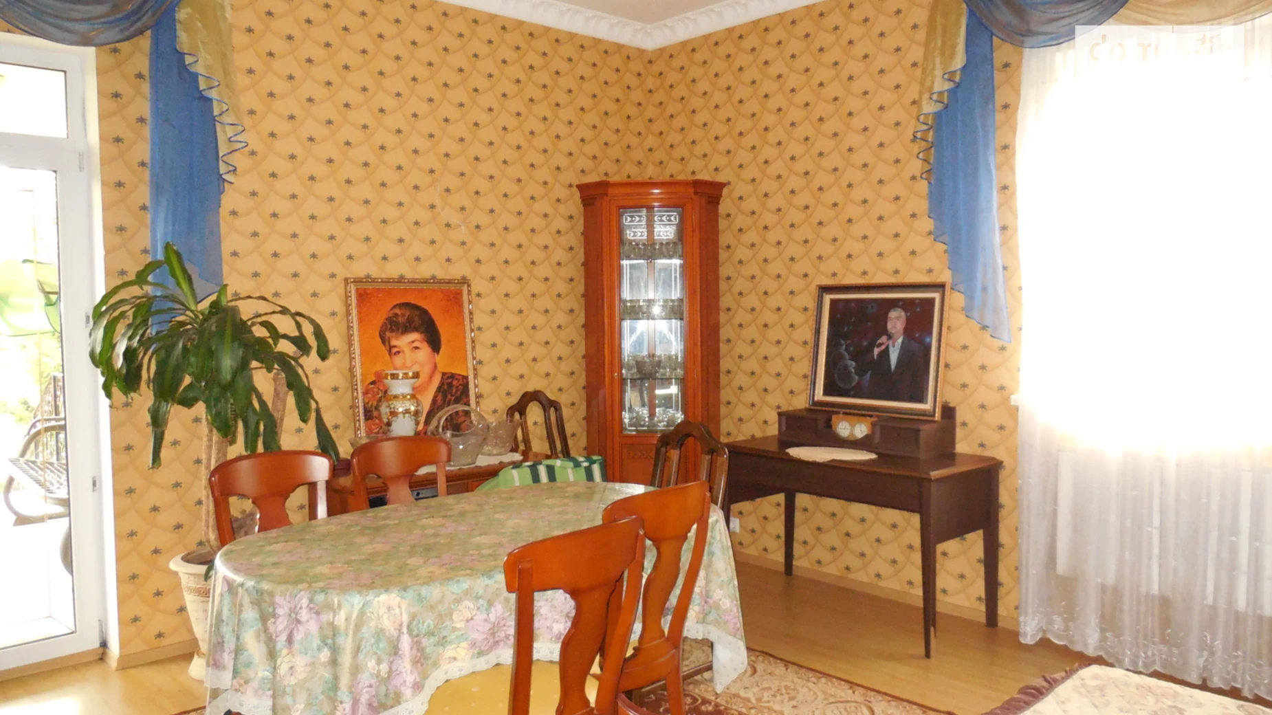 Продается дом на 2 этажа 395 кв. м с садом, цена: 350000 $ - фото 3