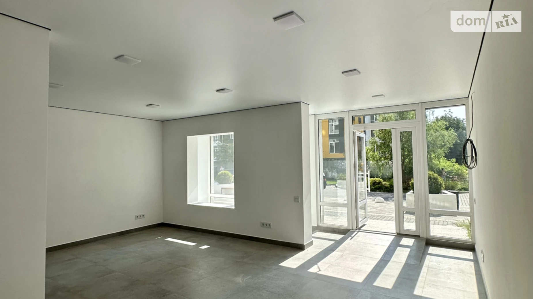 Здається в оренду приміщення вільного призначення 41 кв. м в 10-поверховій будівлі, цена: 410 $ - фото 2