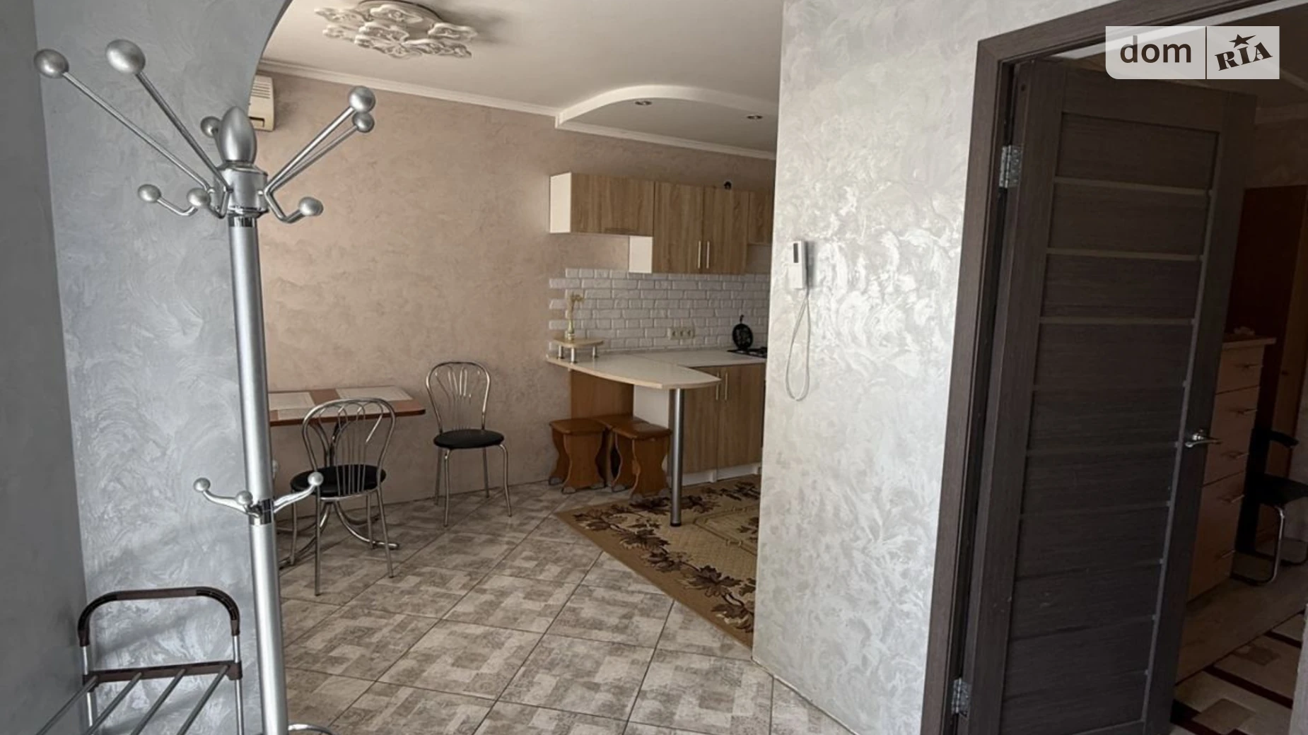 Сдается в аренду дом на 2 этажа 70 кв. м с гаражом, цена: 13000 грн - фото 2