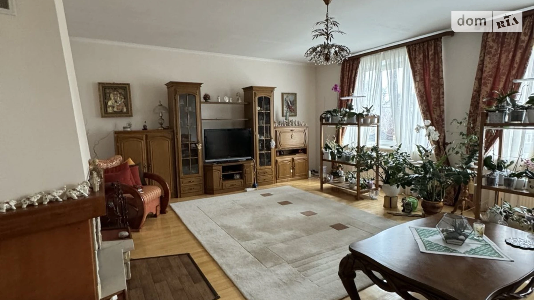 Продается дом на 3 этажа 500 кв. м с садом, цена: 350000 $ - фото 4