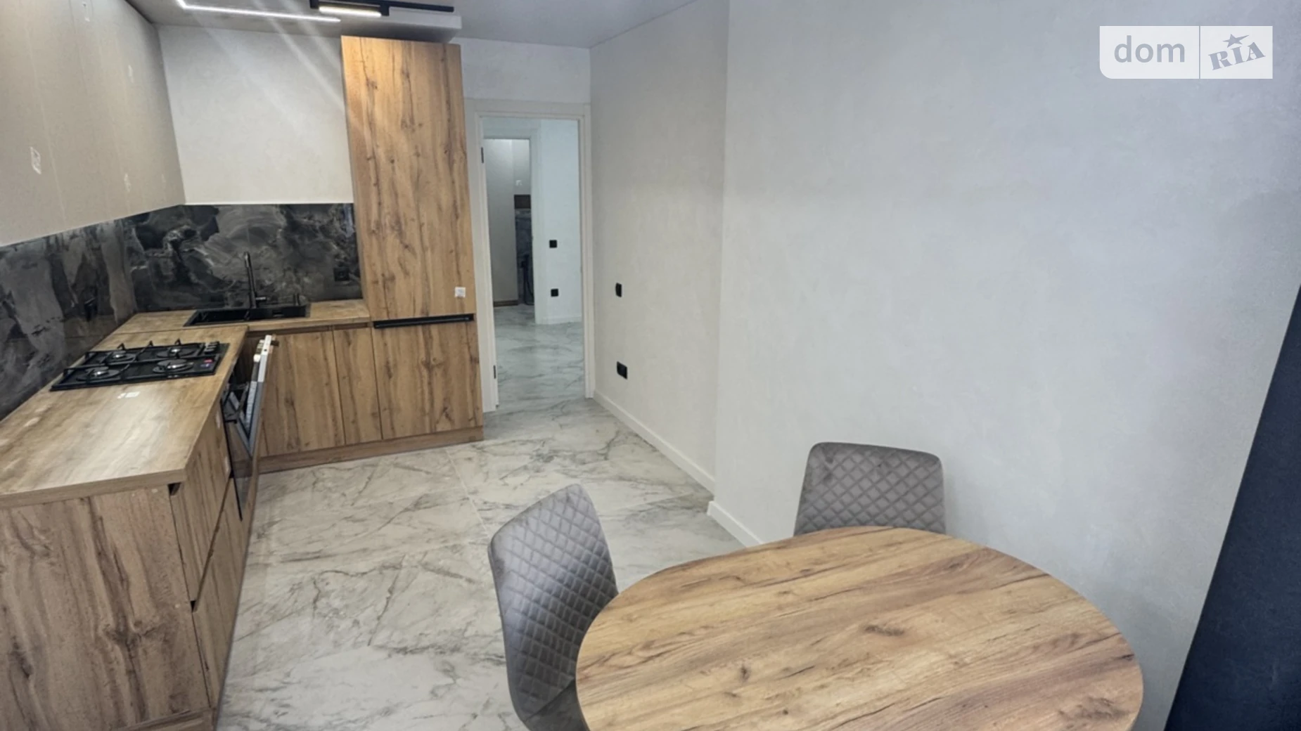 2-комнатная квартира 70 кв. м в Тернополе, просп. Злуки - фото 3