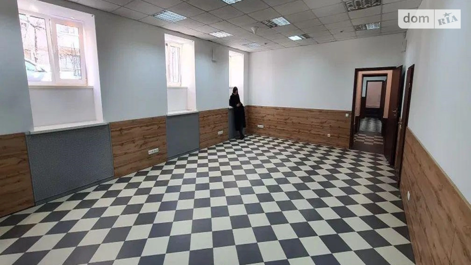 Сдается в аренду офис 150 кв. м в бизнес-центре, цена: 50000 грн - фото 3