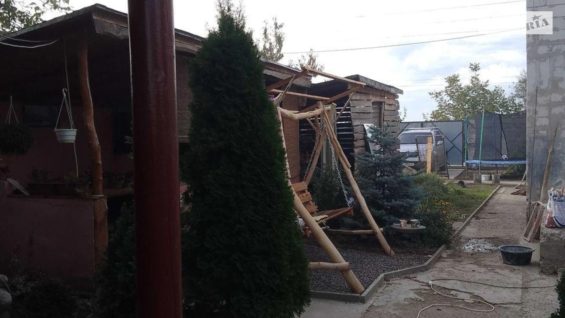 Продается дом на 2 этажа 204 кв. м с бассейном, цена: 85000 $ - фото 4