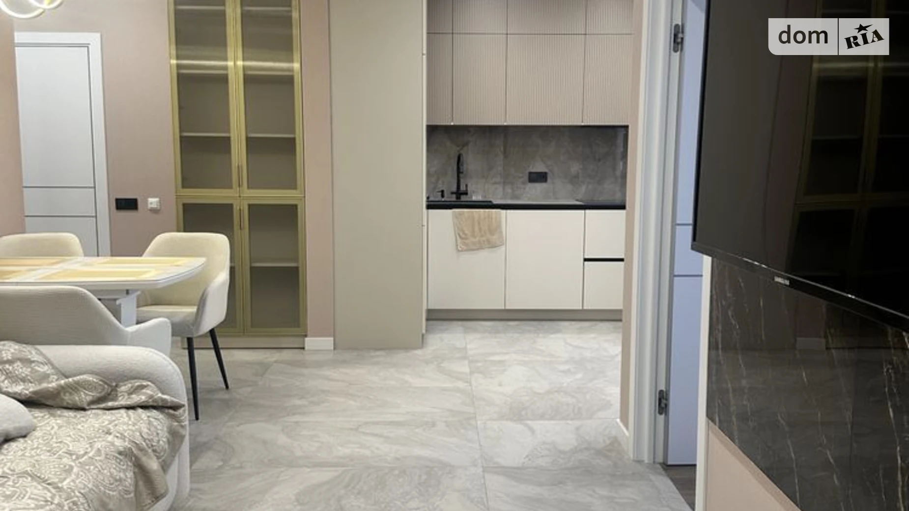 Продается 2-комнатная квартира 67.7 кв. м в Киеве, ул. Бережанская, 15 - фото 4