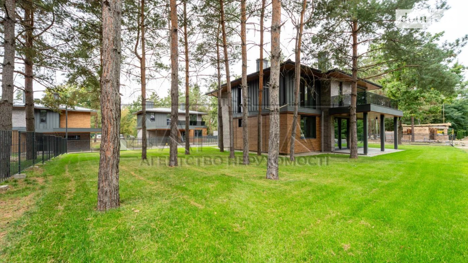 Продается дом на 2 этажа 200.2 кв. м с участком, цена: 360360 $ - фото 4