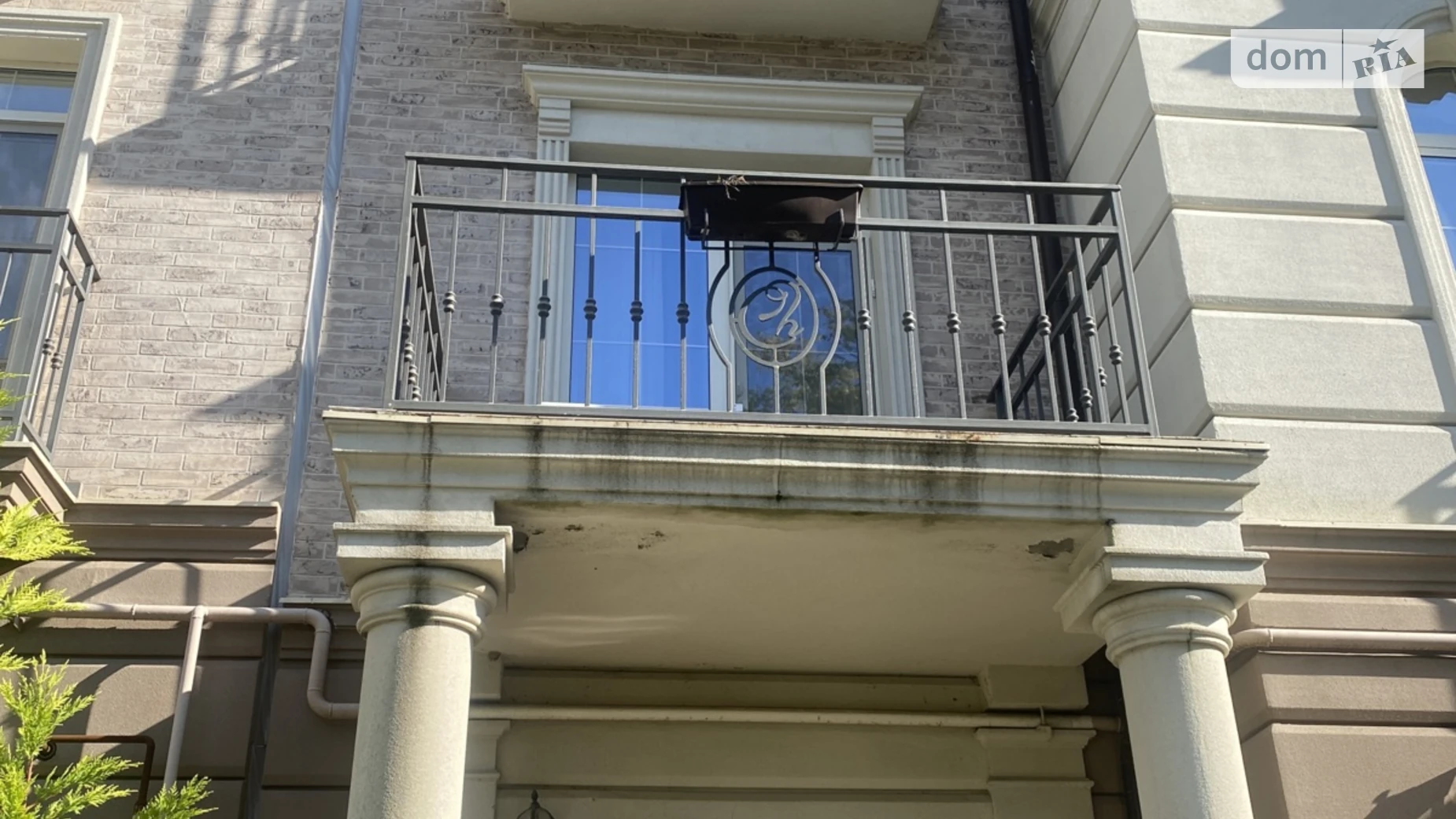 Продається 2-кімнатна квартира 70 кв. м у Одесі, пров. Травневий, 4 - фото 2