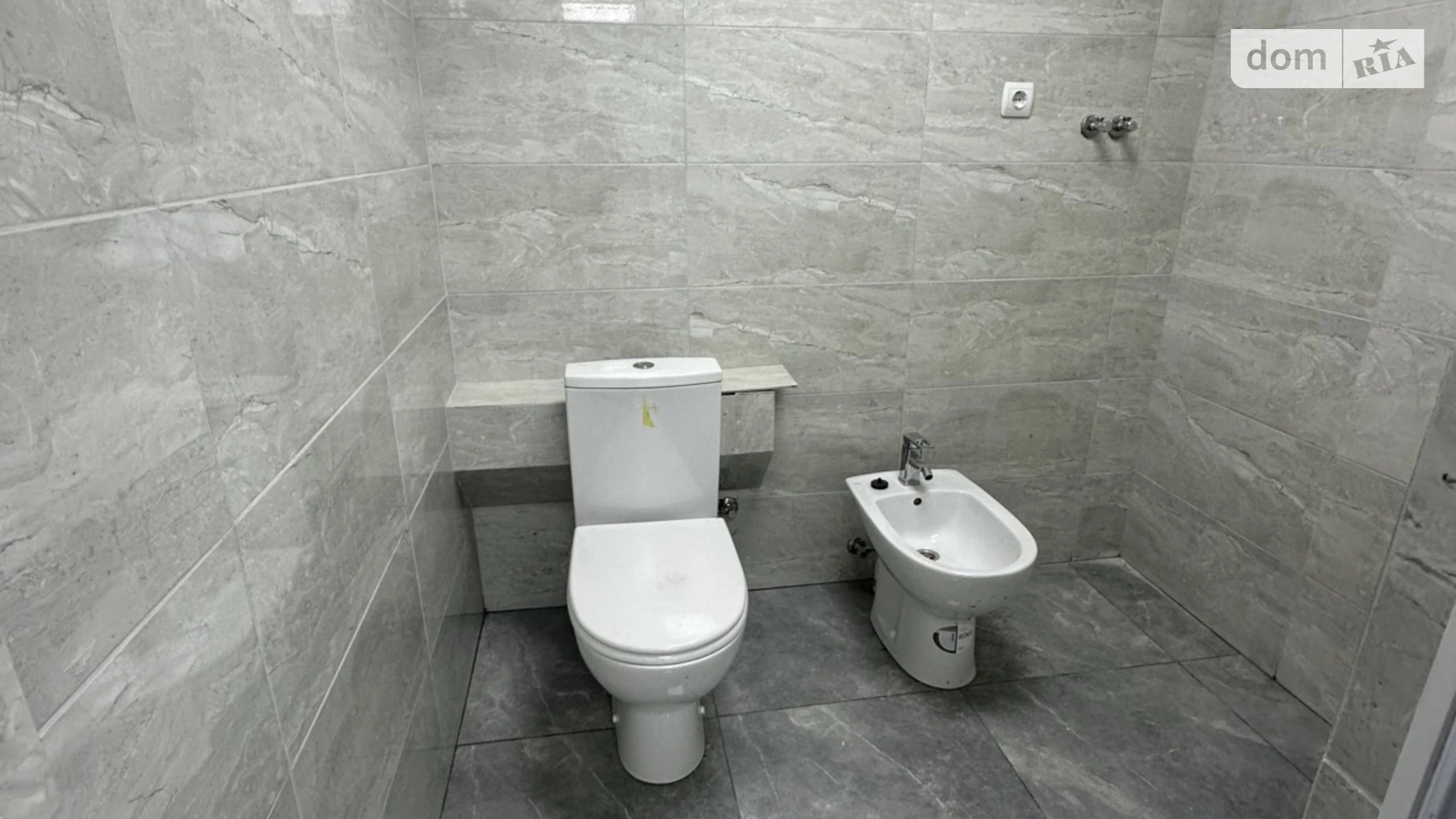 Сдается в аренду офис 33.6 кв. м в бизнес-центре, цена: 11760 грн - фото 2