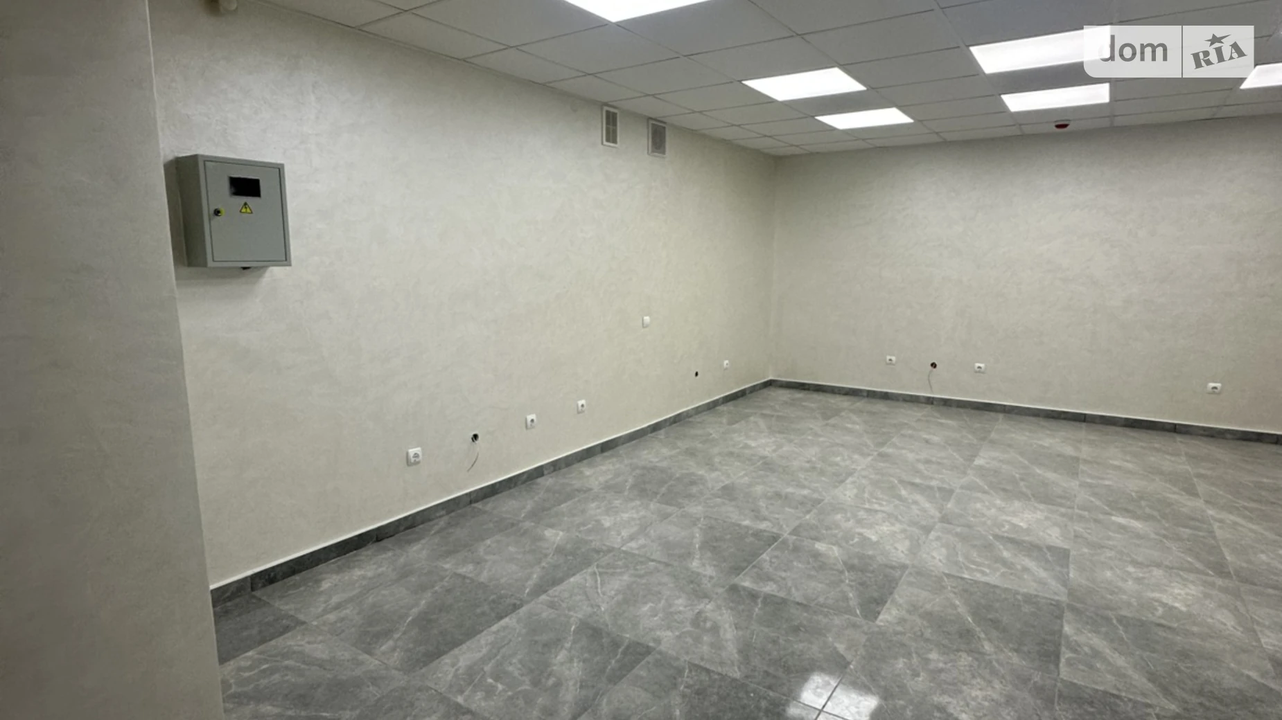 Сдается в аренду офис 33.6 кв. м в бизнес-центре, цена: 11760 грн - фото 3
