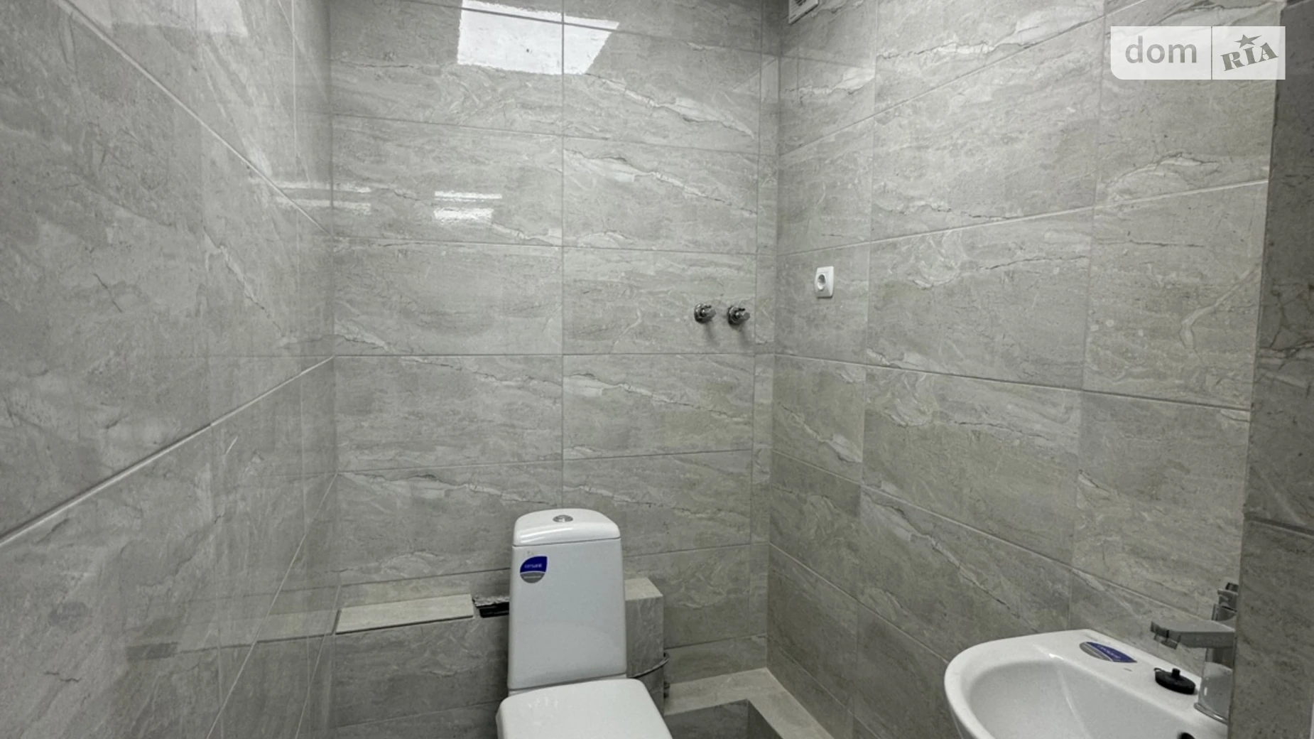Сдается в аренду офис 33.6 кв. м в бизнес-центре, цена: 11760 грн - фото 4