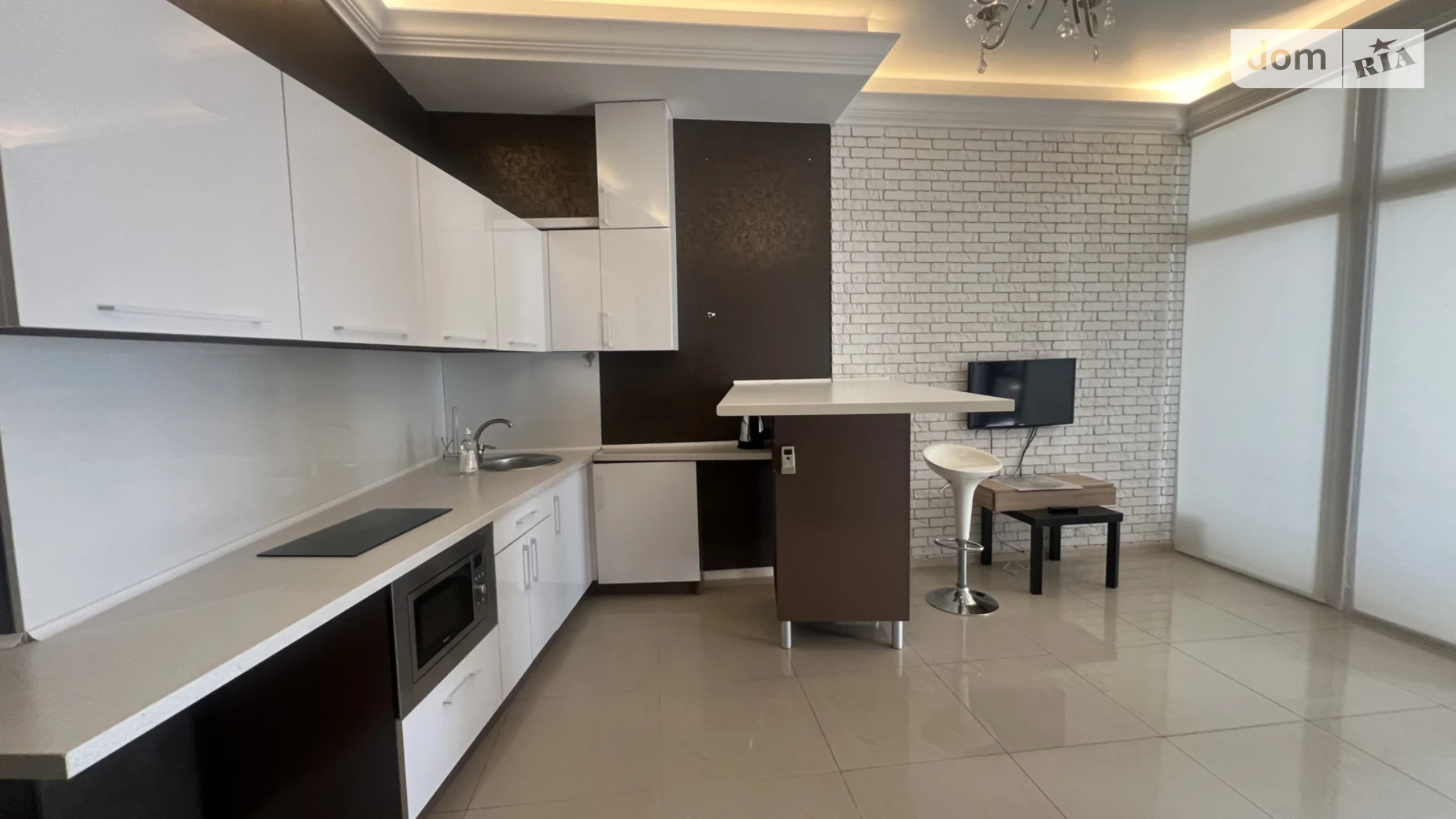 Сдается в аренду 1-комнатная квартира 55 кв. м в Одессе, плато Аркадийское(Гагаринское), 5/3 - фото 4