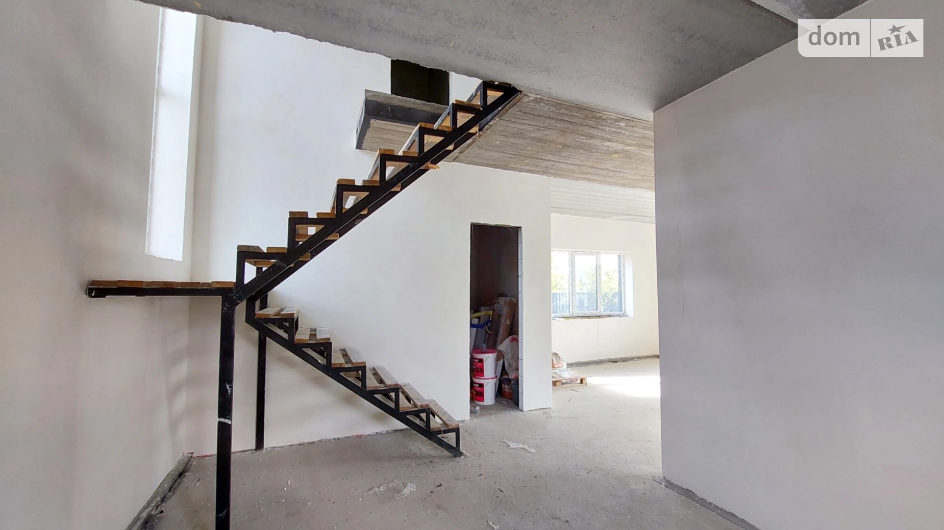 Продается дом на 2 этажа 120 кв. м с бассейном, цена: 78000 $ - фото 5