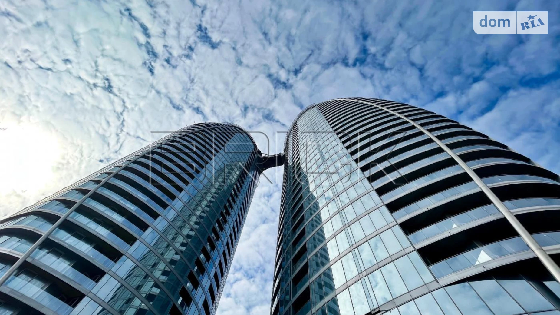 Продается 2-комнатная квартира 114.3 кв. м в Киеве, ул. Иоанна Павла II(Патриса Лумумбы), 12 - фото 2