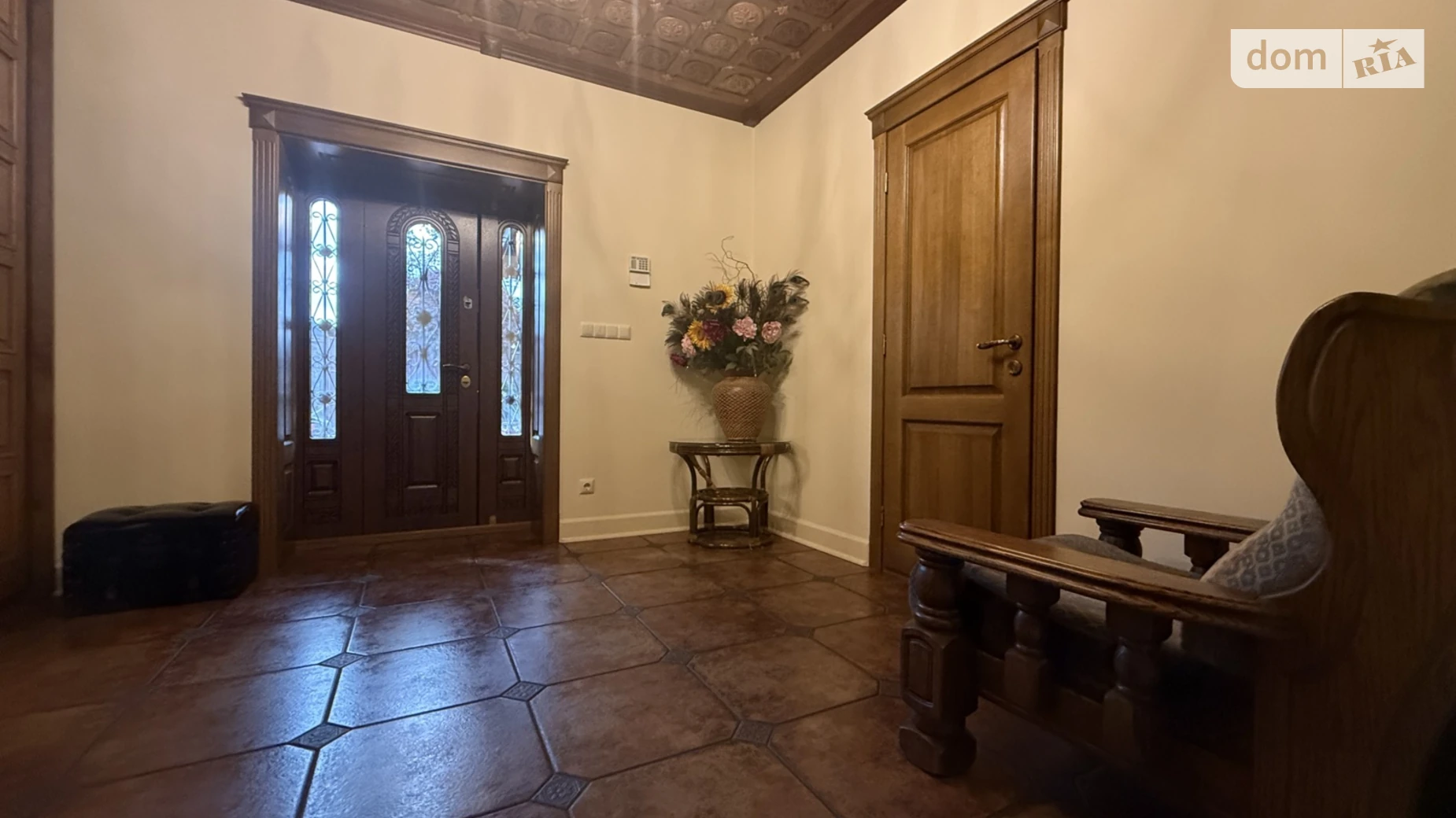 Продается одноэтажный дом 218 кв. м с гаражом, цена: 525000 $ - фото 2