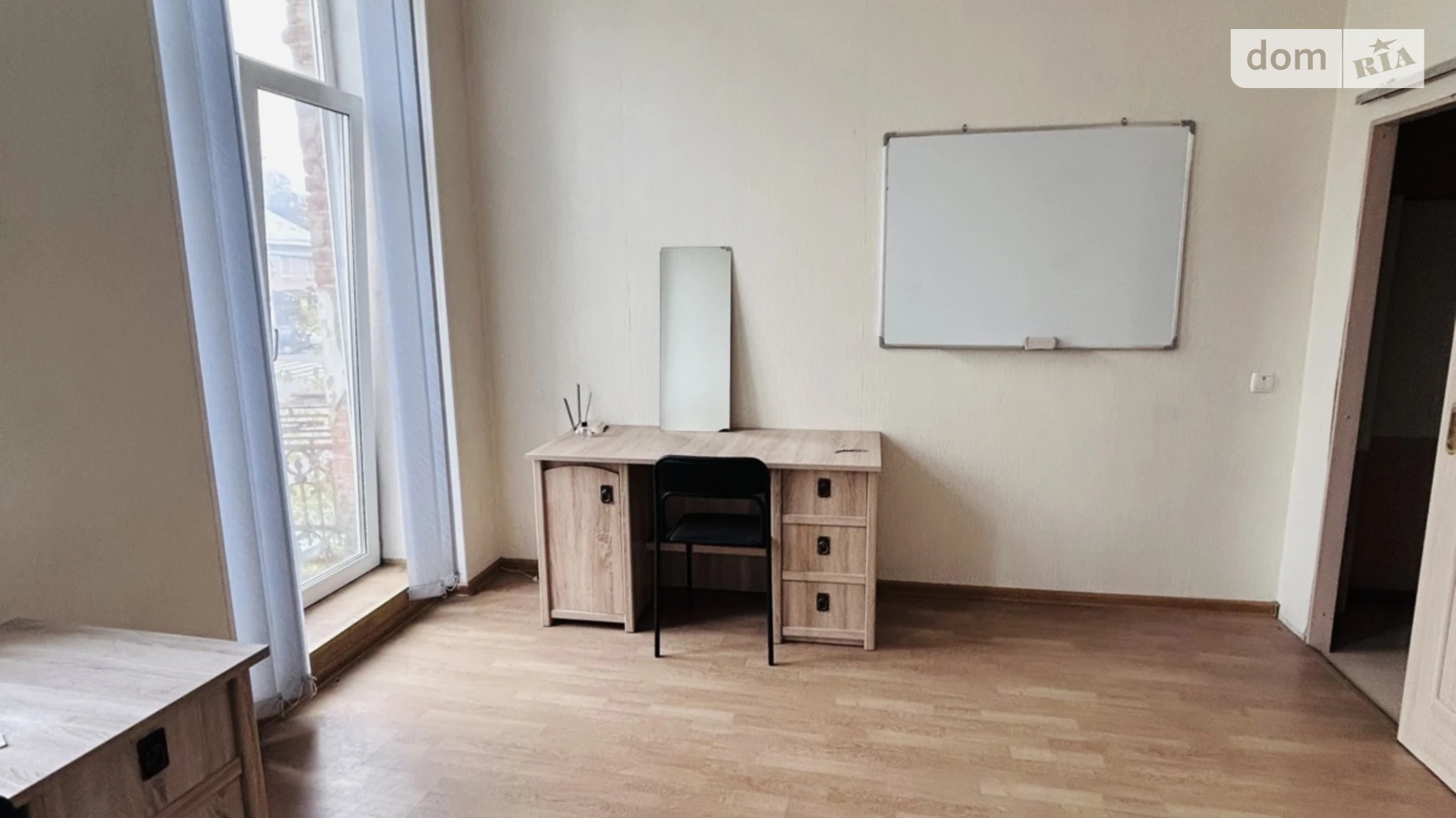 Продается офис 16.6 кв. м в бизнес-центре, цена: 30500 $ - фото 4