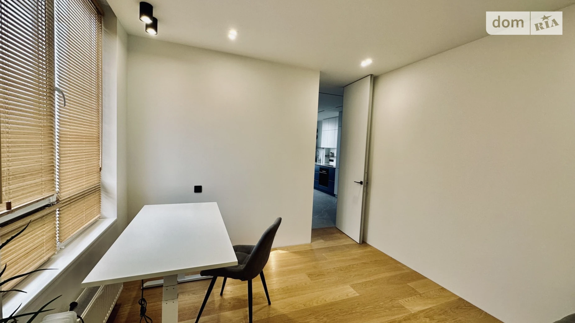 Продается 3-комнатная квартира 96 кв. м в Киеве, ул. Салютная, 2 корпус 1 - фото 3