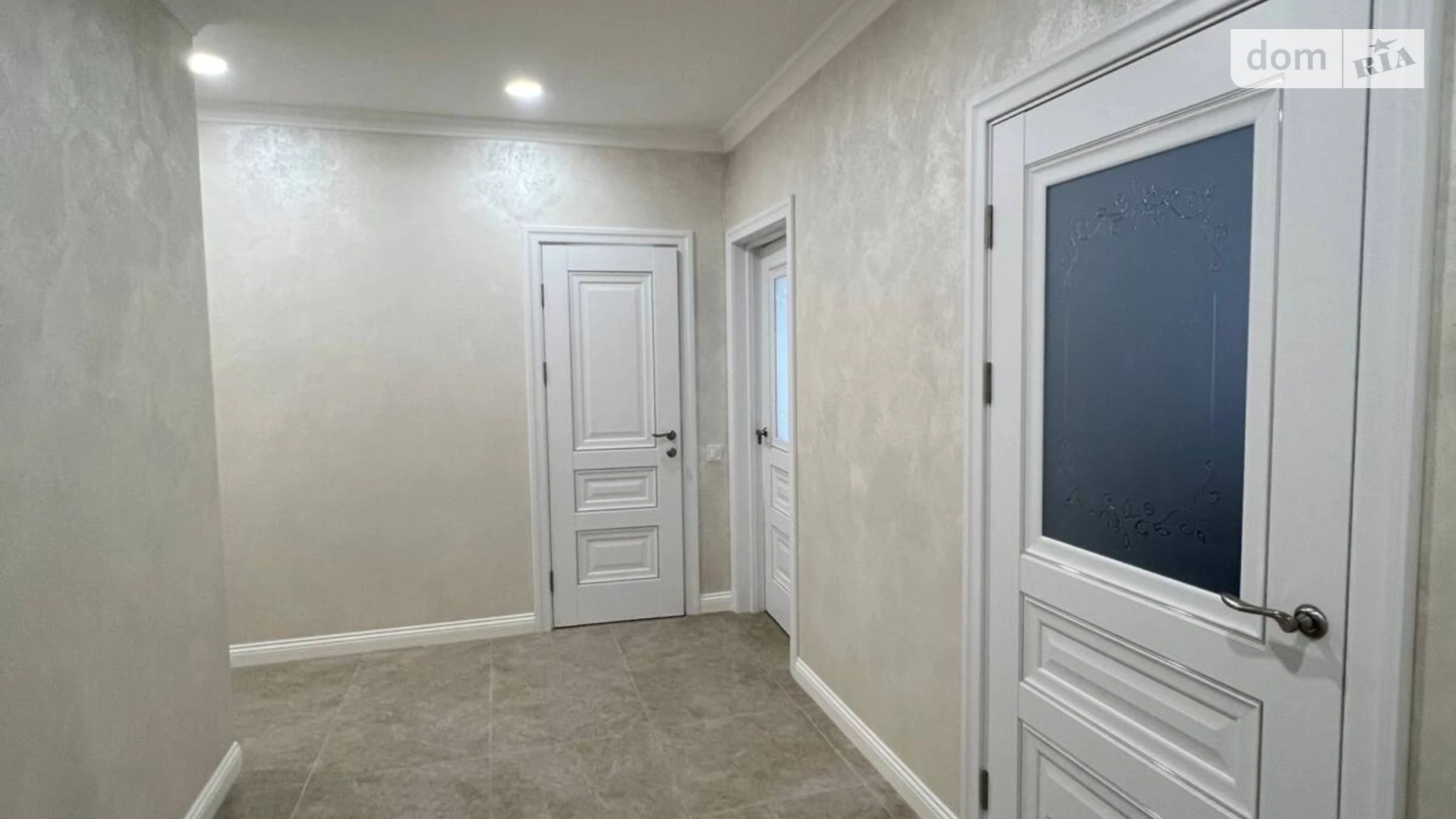 Продается 2-комнатная квартира 98 кв. м в Киеве, ул. Ревуцкого, 40В - фото 3