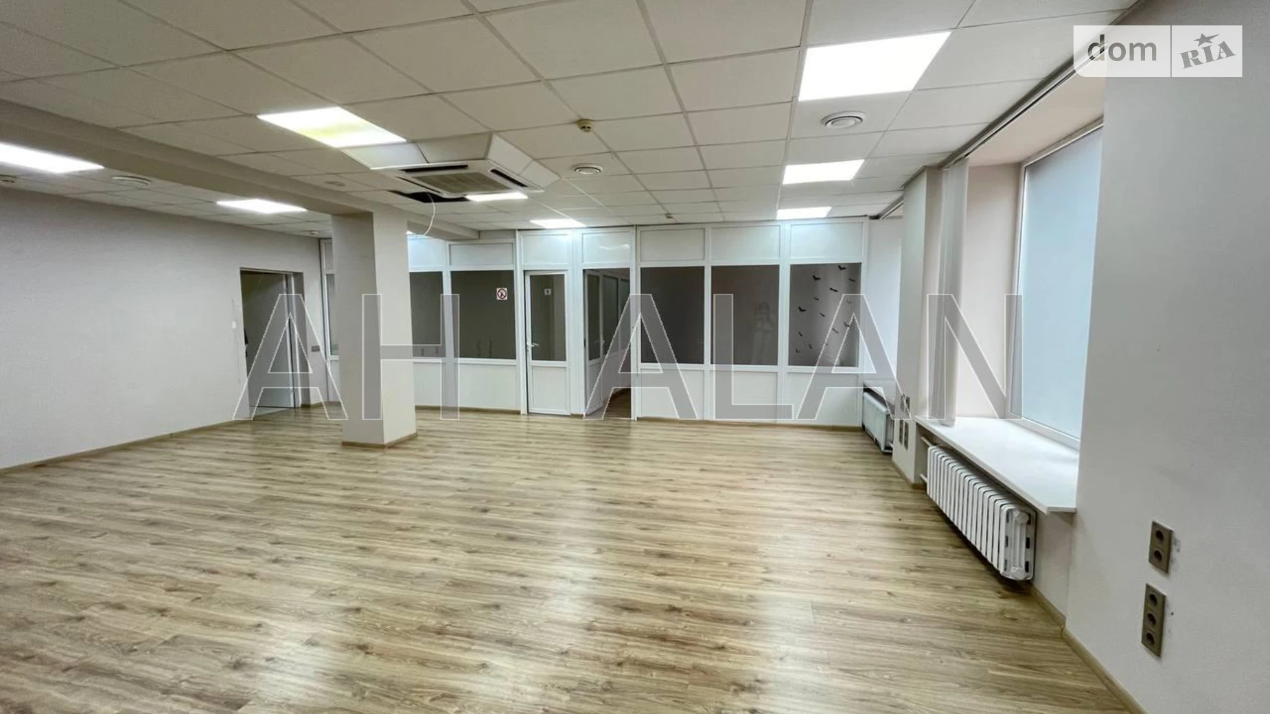 Сдается в аренду офис 197 кв. м в бизнес-центре, цена: 63000 грн - фото 2