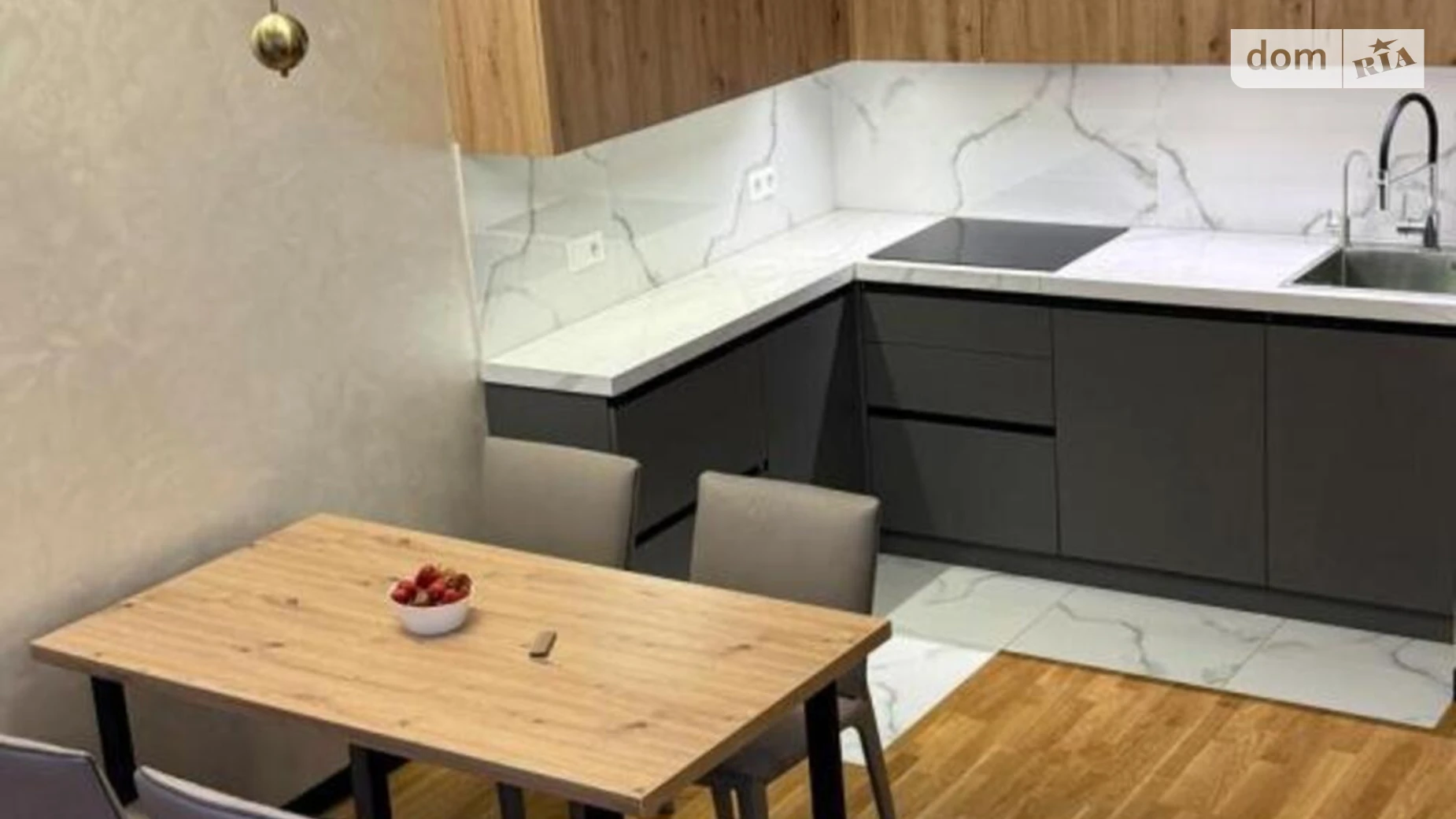 Продается 1-комнатная квартира 58 кв. м в Киеве, ул. Трускавецкая, 10Г - фото 2