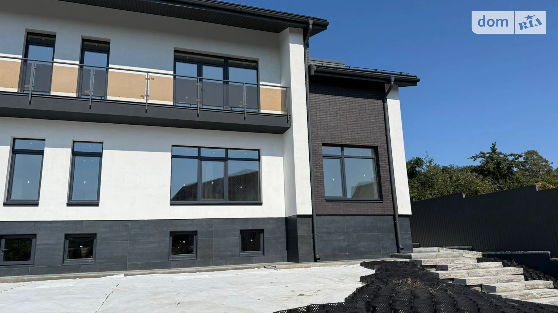 Продается дом на 3 этажа 437 кв. м с мансардой, цена: 1170000 $ - фото 2