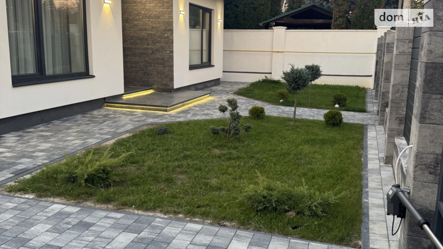 Продается одноэтажный дом 145 кв. м с террасой, цена: 300000 $ - фото 4