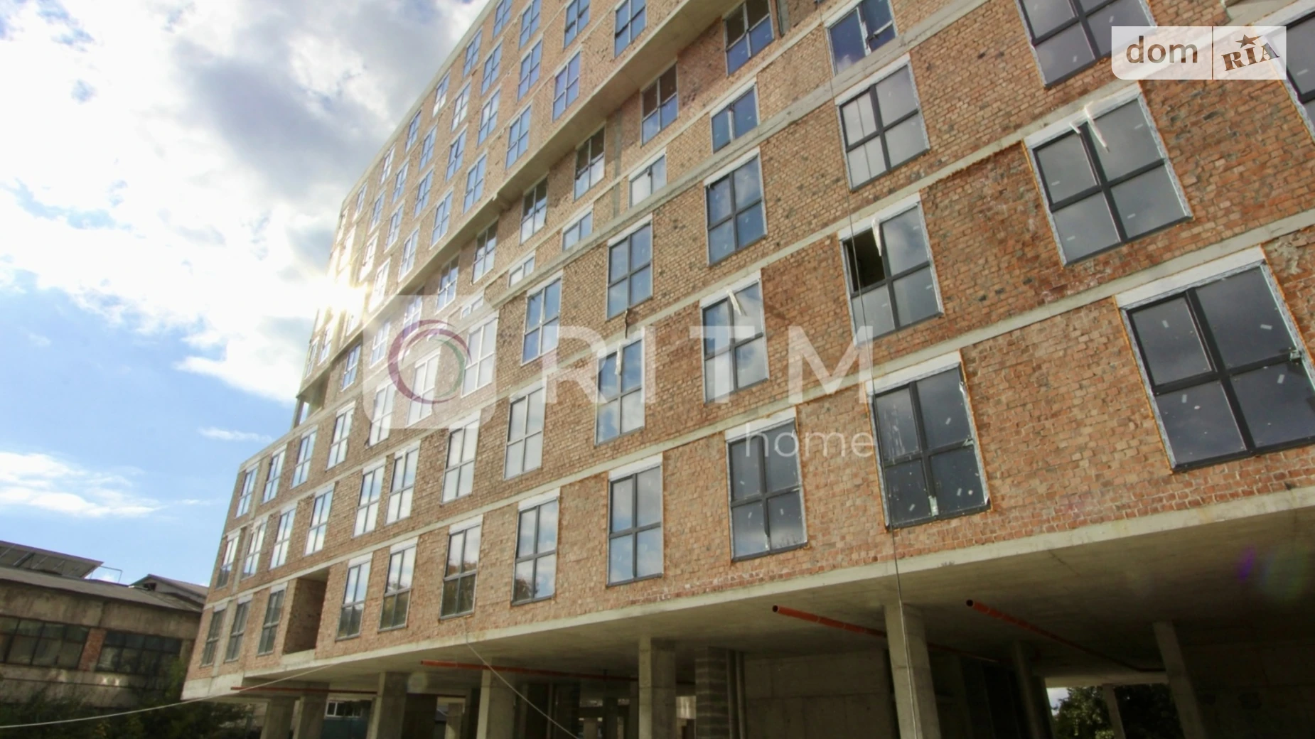 Продається 1-кімнатна квартира 70.12 кв. м у Львові, вул. Садова, 2А - фото 2