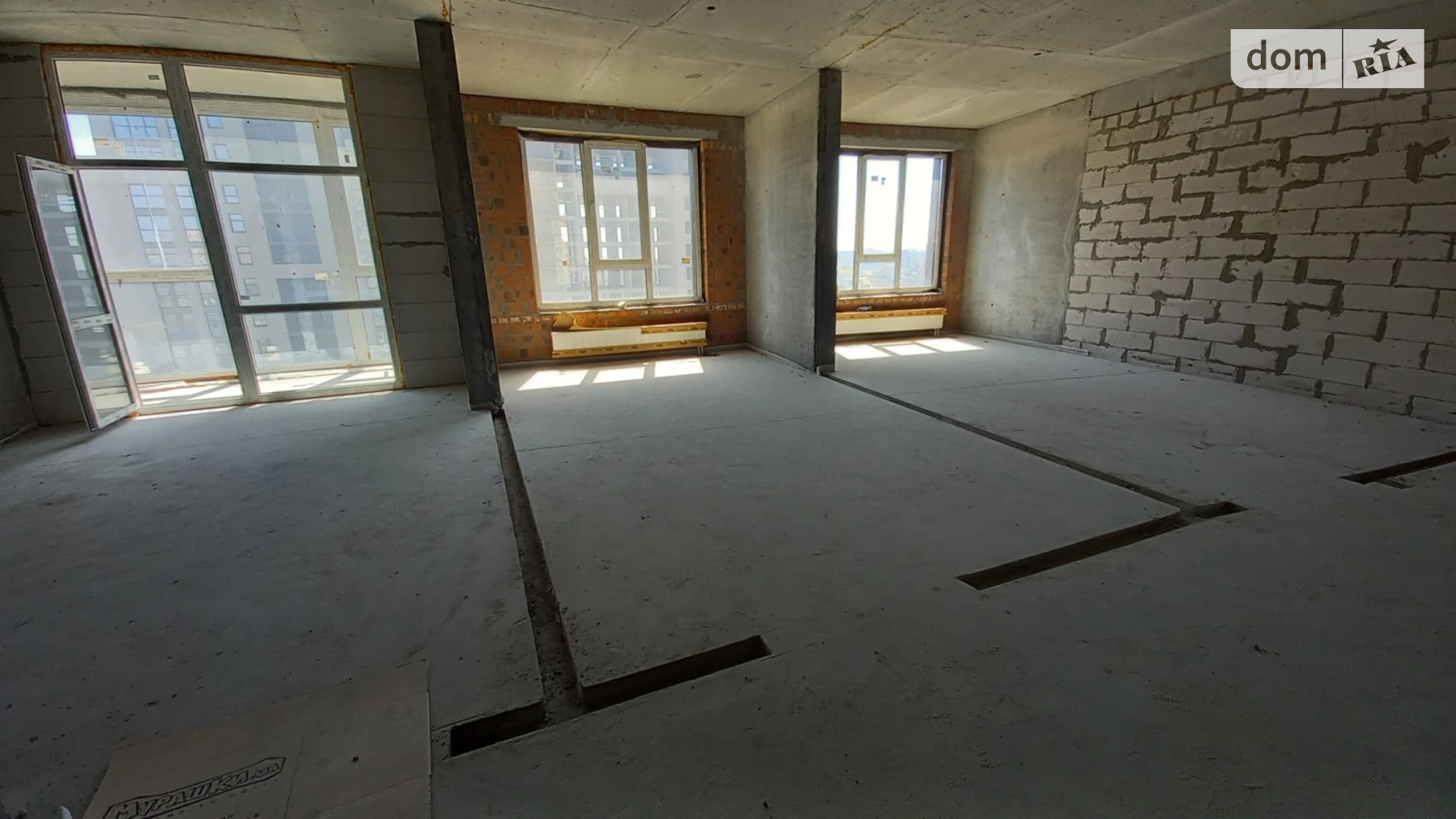 Продается 3-комнатная квартира 117.6 кв. м в Киеве, ул. Василия Тютюнника, 28А - фото 2