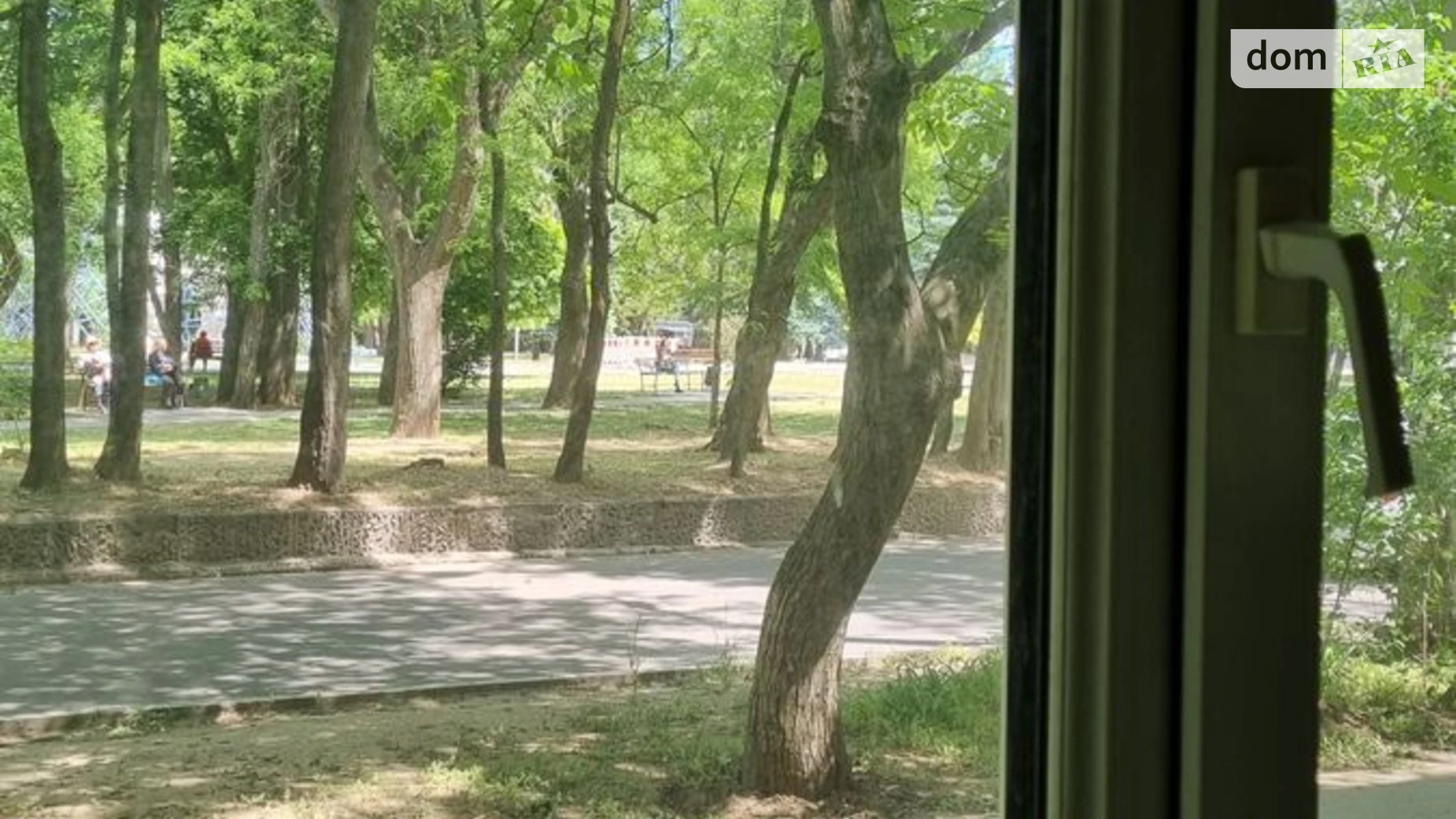 Продается 2-комнатная квартира 55 кв. м в Одессе, ул. Леси Украинки - фото 2