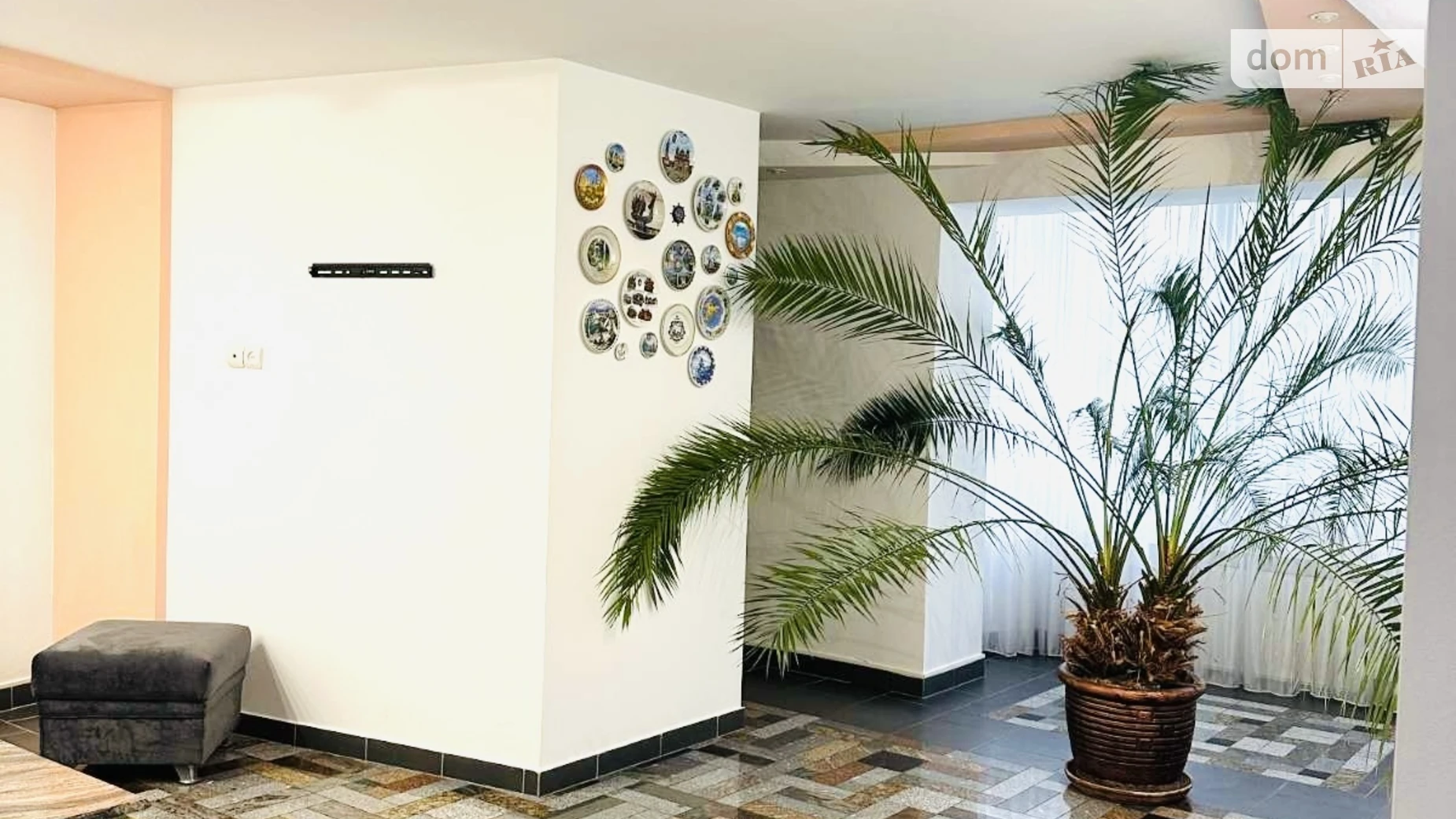 3-комнатная квартира 78 кв. м в Тернополе, ул. Коллонтая Гуго - фото 3