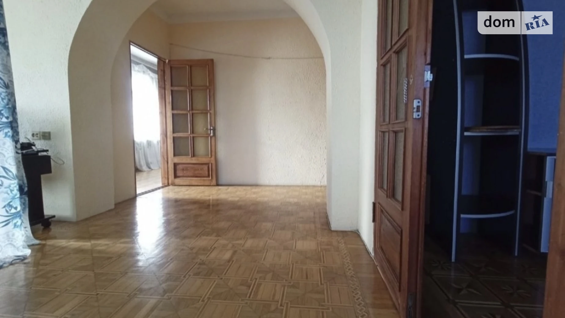 Продается дом на 2 этажа 385 кв. м с бассейном, цена: 145000 $ - фото 4