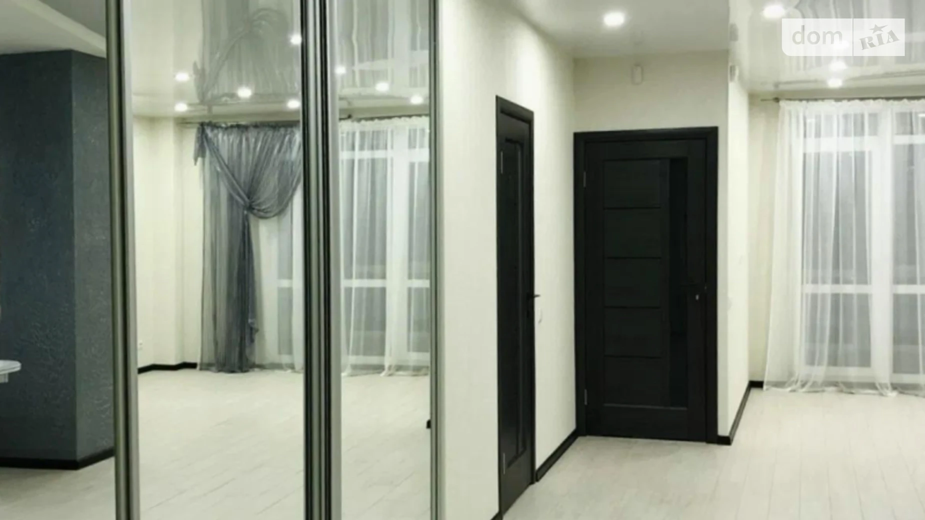 Сдается в аренду 2-комнатная квартира 65 кв. м в Львове, ул. Вячеслава Липинского, 28 - фото 2