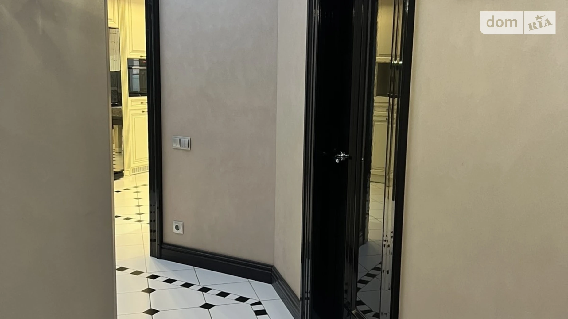 Продается 2-комнатная квартира 124.7 кв. м в Кременчуге, ул. Троицкая - фото 4