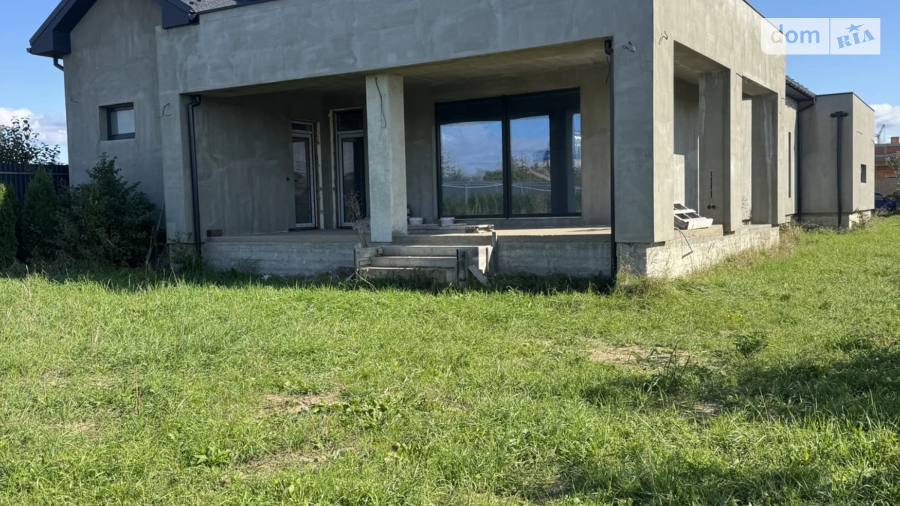 Продается одноэтажный дом 320 кв. м с садом, цена: 200000 $ - фото 2
