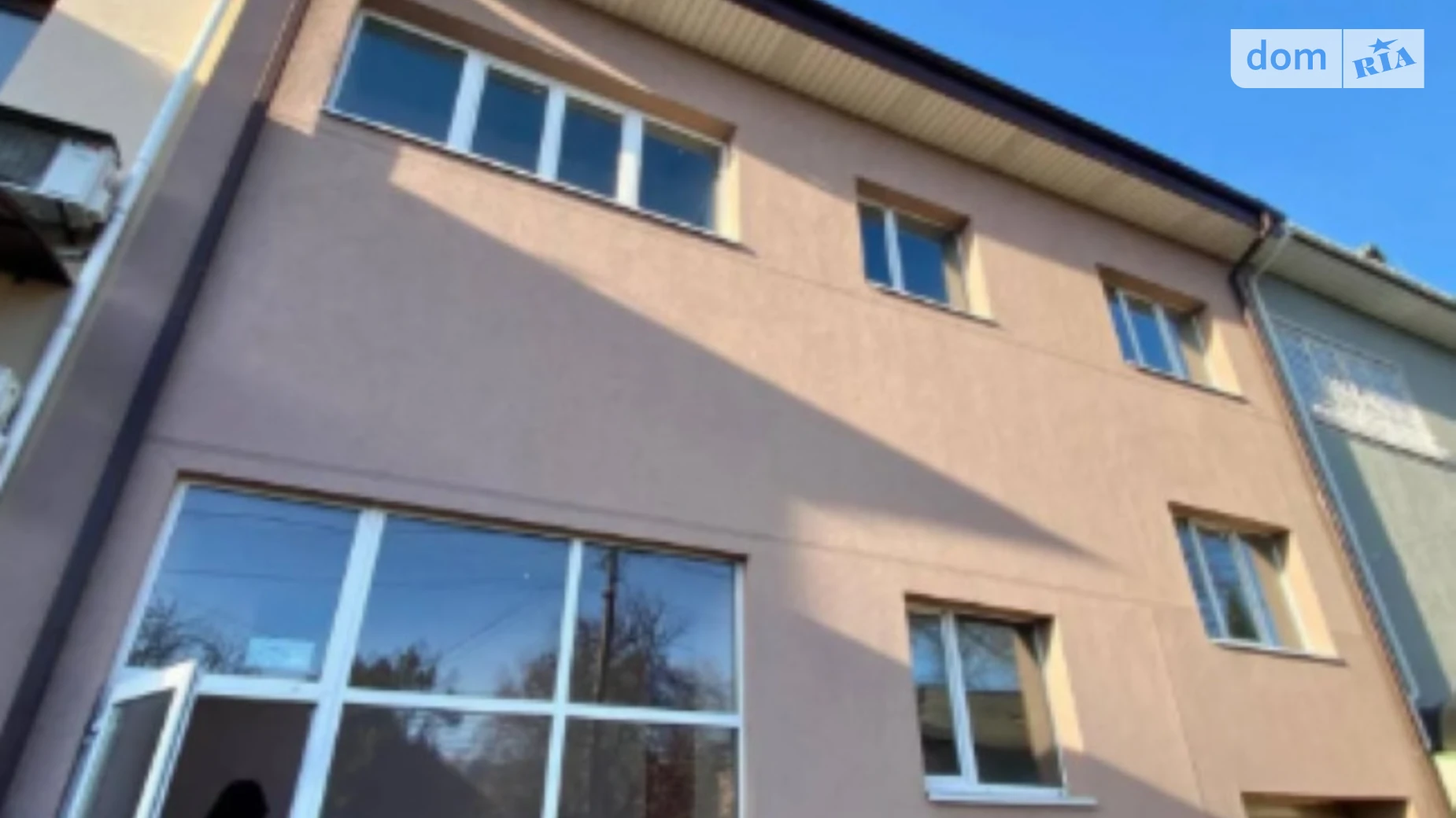Продается дом на 2 этажа 400 кв. м с гаражом, цена: 100000 $ - фото 3