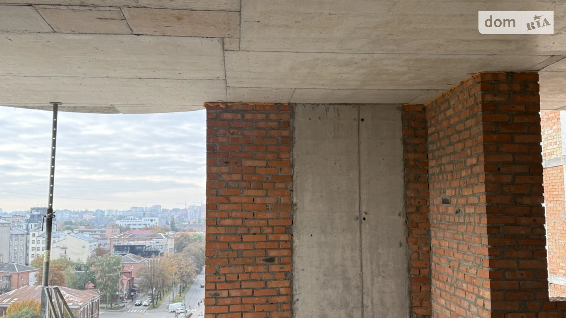 Продается 2-комнатная квартира 71 кв. м в Хмельницком, ул. Свободы, 115 - фото 2
