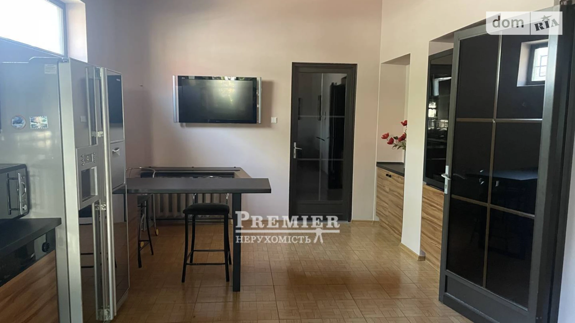 Продается дом на 3 этажа 272 кв. м с верандой, цена: 320000 $ - фото 5