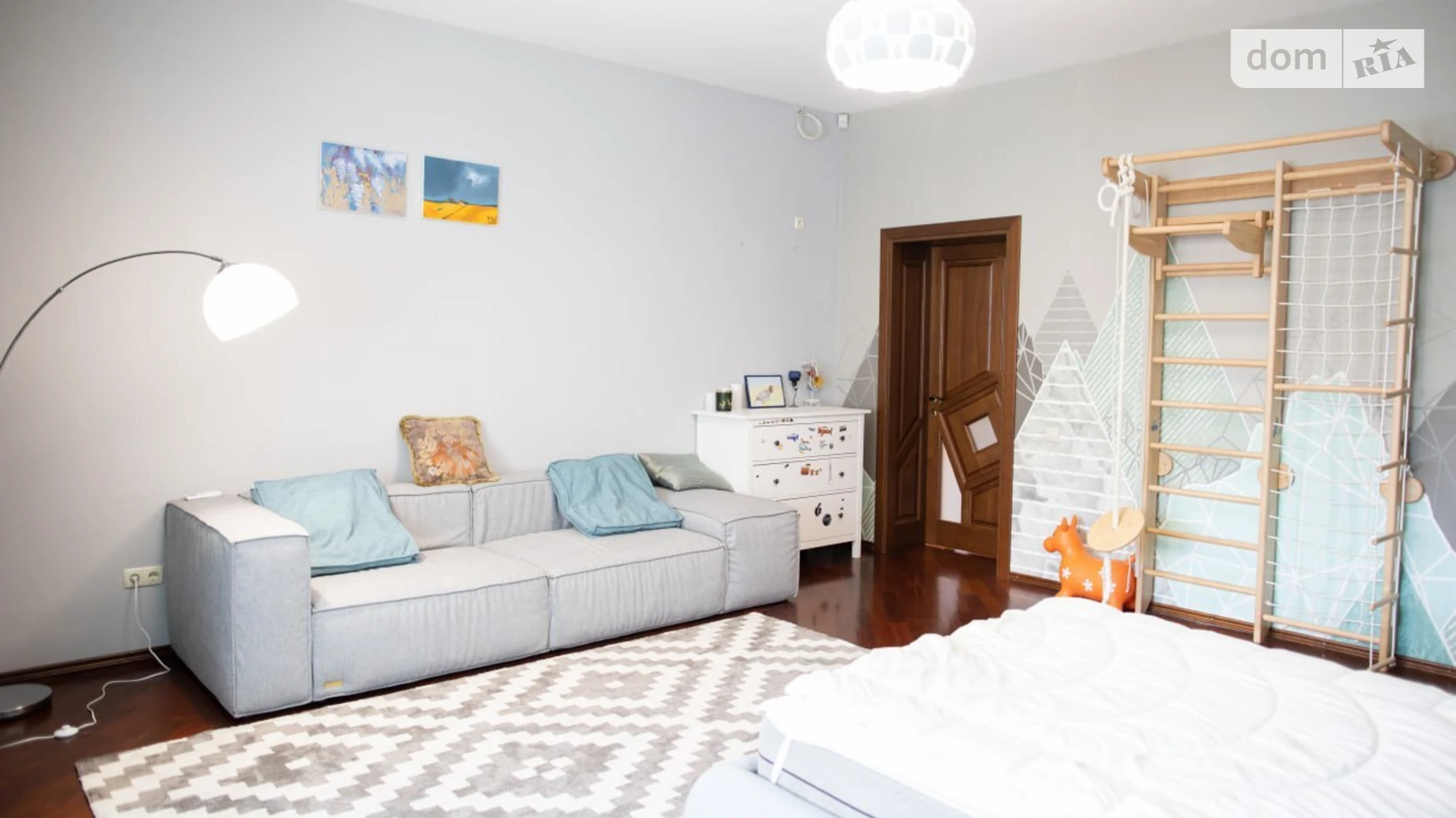 Продается дом на 3 этажа 395 кв. м с бассейном, цена: 430000 $ - фото 5