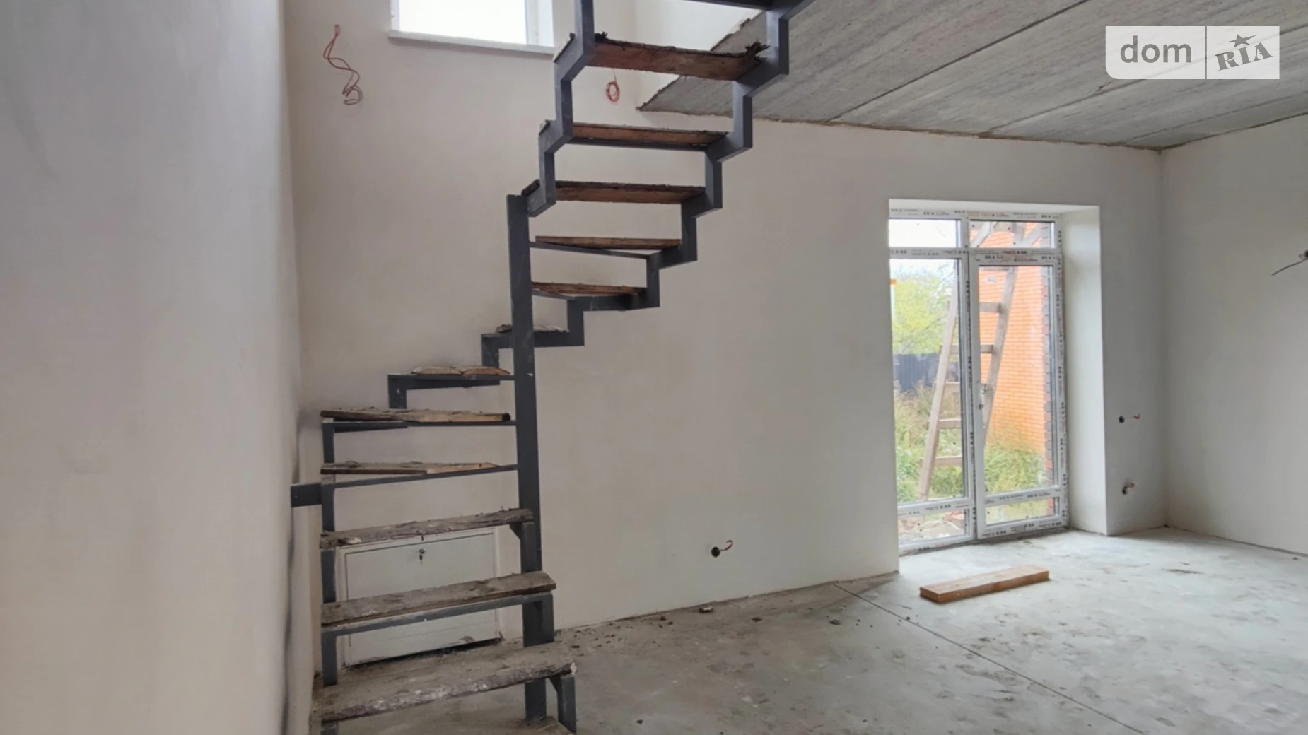 Продается дом на 2 этажа 107 кв. м с камином, цена: 79999 $ - фото 3